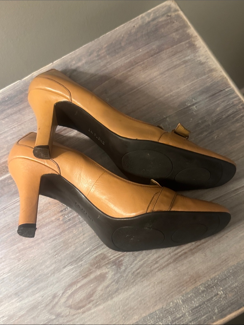 Enzo Angiolini Tan Leather Mid-Heel Loafer Pumps with Buckle Accent - Picture 10 of 13